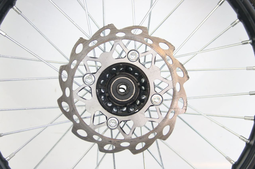 photo de FRONT WHEEL CCR DIRT BIKE 125 - Alternative perspective