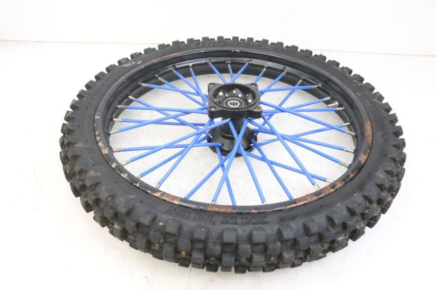 photo de FRONT WHEEL LONCIN DIRT BIKE 125 - Technical close-up