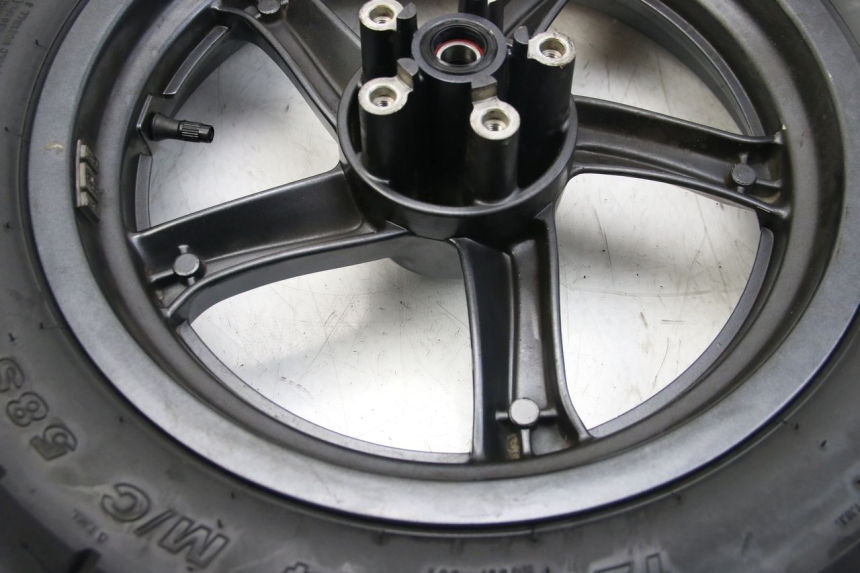 photo de FRONT WHEEL RIM KYMCO DOWNTOWN ABS 125 (2015 - 2017) - Surface and material condition