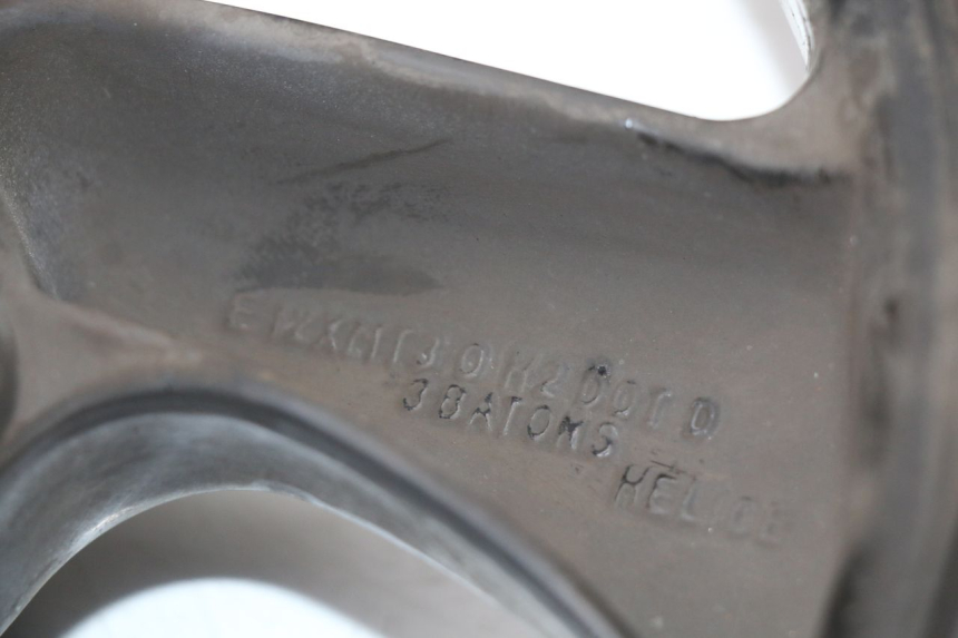 photo de FRONT WHEEL RIM PEUGEOT ELYSTAR 50 (2002 - 2014) - Additional view of the item