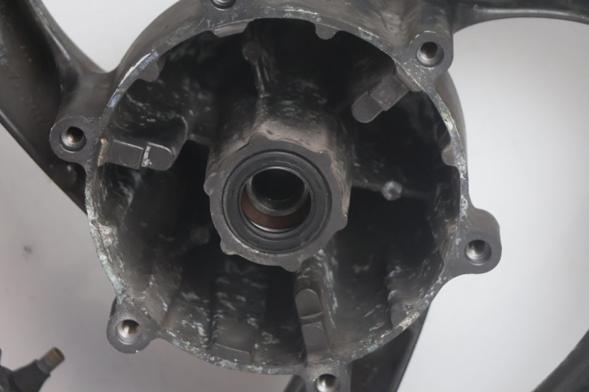 photo de FRONT RIM HONDA FJS SILVER WING SILVERWING 400 (2005 - 2008) - Additional view of the item