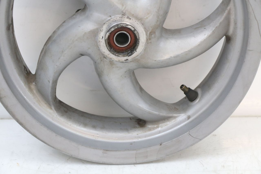 photo de FRONT WHEEL PIAGGIO FLY 2T 50 (2004 - 2017) - Zoom on usage condition