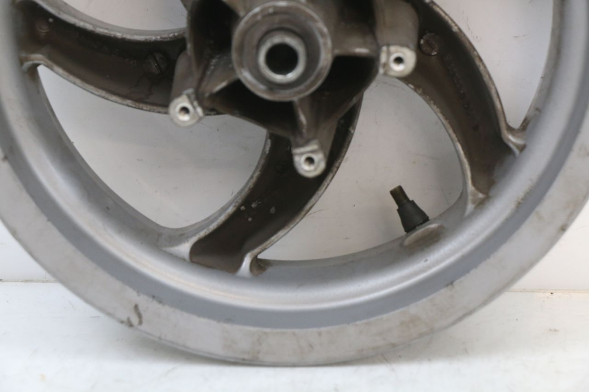 photo de FRONT WHEEL PIAGGIO FLY 2T 50 (2004 - 2017) - Fixing points details