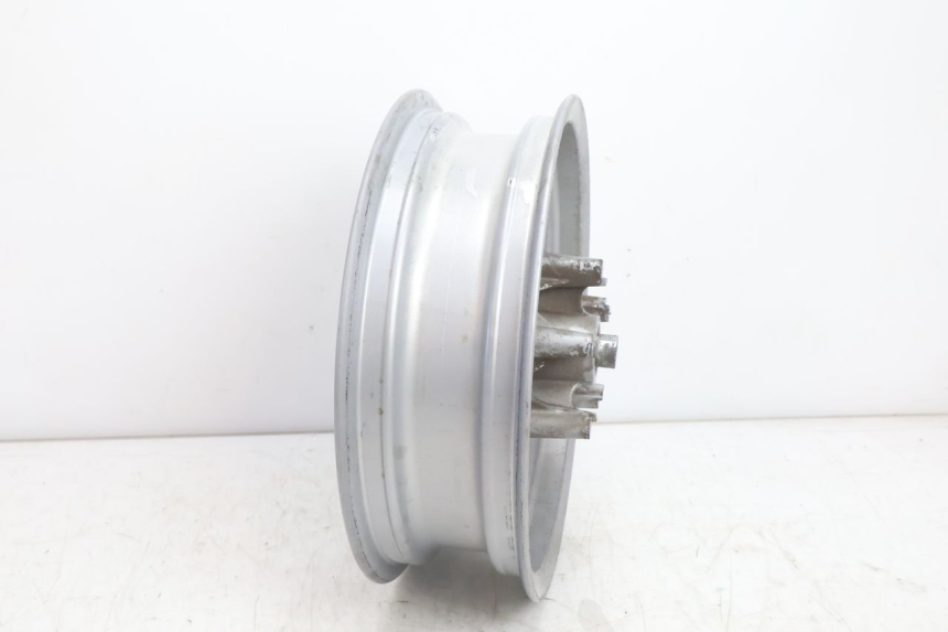 photo de FRONT WHEEL PIAGGIO FLY 2T 50 (2004 - 2017) - Distinctive features