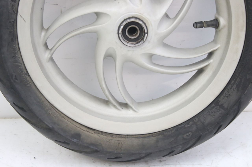 photo de FRONT WHEEL PIAGGIO FLY 4T 50 (2013 - 2017) - Distinctive features