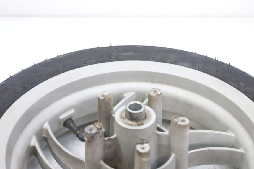 photo de FRONT WHEEL PIAGGIO FLY 4T 50 (2013 - 2017) - Surface and material condition