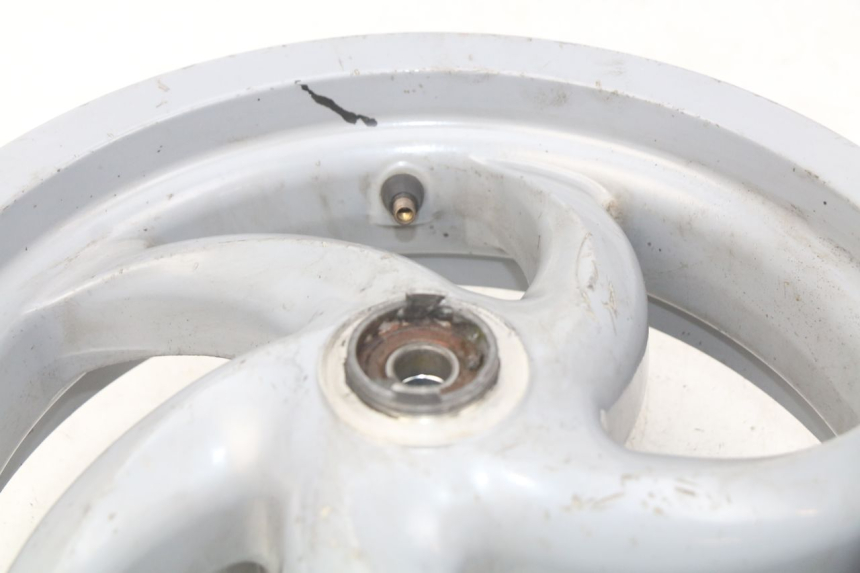 photo de FRONT WHEEL PIAGGIO FLY 125 (2005 - 2012) - Zoom on usage condition