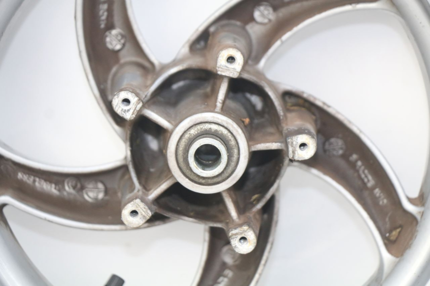 photo de FRONT WHEEL RIM PIAGGIO FLY 100 (2006 - 2010) - Technical close-up