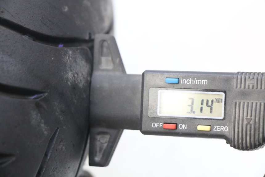 photo de FRONT WHEEL RIM PIAGGIO FLY 100 (2006 - 2010) - Alternative perspective