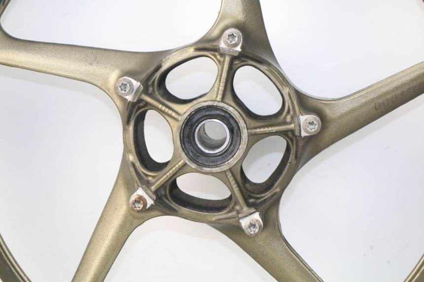 photo de FRONT RIM YAMAHA FZ8 800 (2010 - 2016) - Surface and material condition