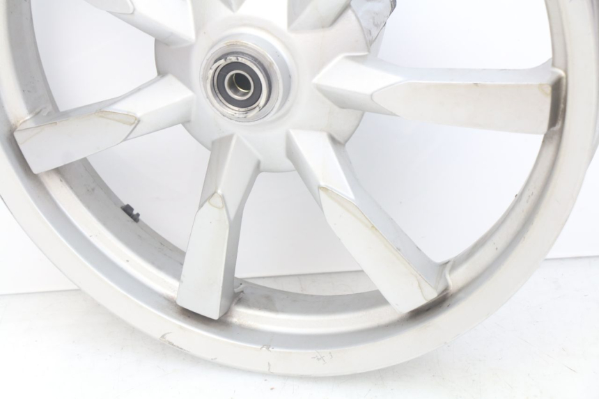photo de FRONT WHEEL RIM PEUGEOT GEOPOLIS 400 (2007 - 2013) - Additional view of the item