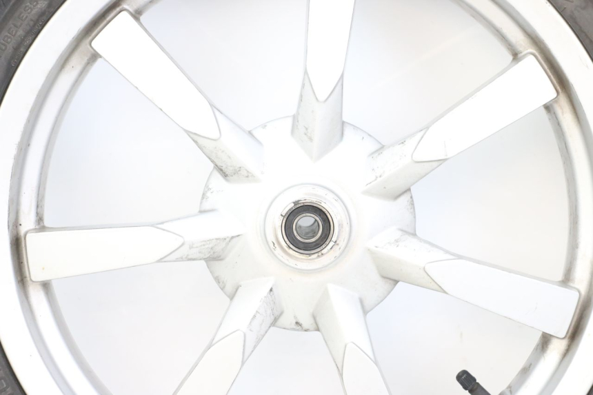 photo de FRONT RIM PEUGEOT GEOPOLIS RS 125 (2007 - 2009) - High-resolution close-up