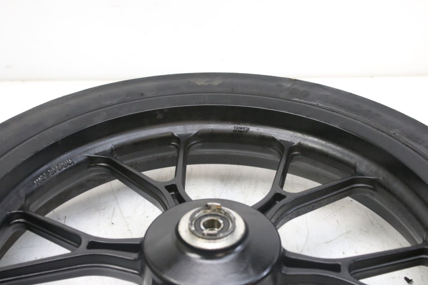 photo de FRONT WHEEL RIM DERBI GPR 50 (2004 - 2009) - Technical close-up