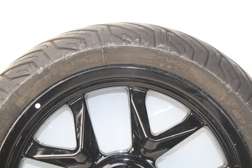 photo de FRONT RIM SYM GTS EFI ABS 125 (2012 - 2016) - Additional view of the item