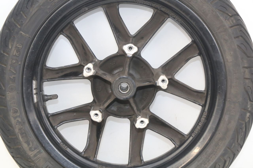 photo de FRONT WHEEL RIM SYM GTS EFI 125 (2012 - 2016) - Distinctive features
