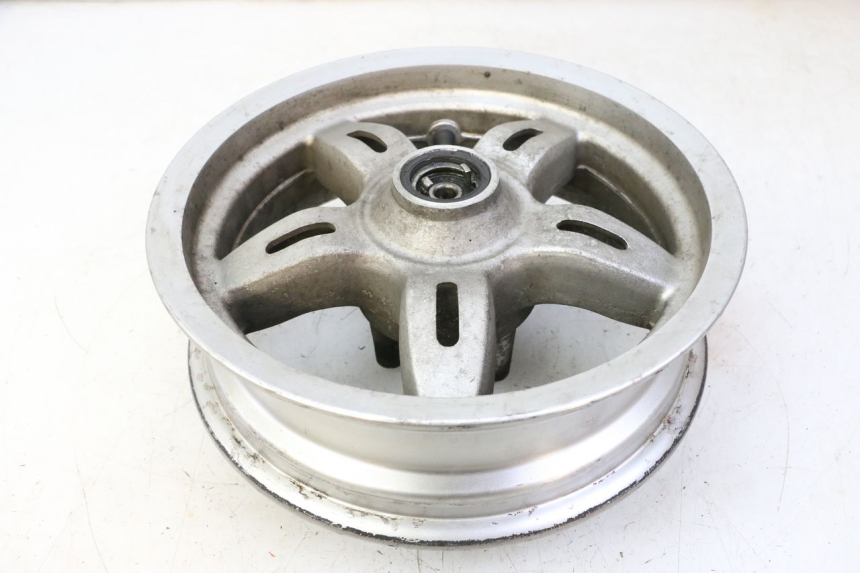 photo de FRONT RIM DAELIM HISTORY 125 (2001 - 2002) - Fixing points details