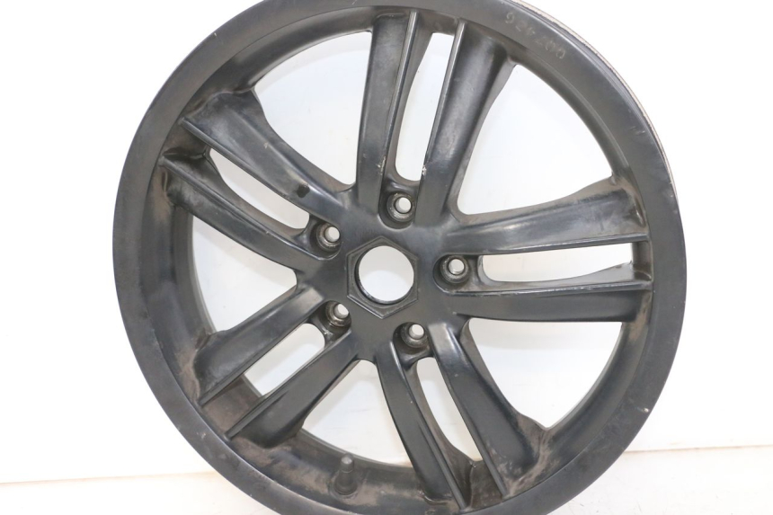 photo de FRONT RIM PIAGGIO IE MP3 YOURBAN 300 (2011 - 2016) - Fixing points details