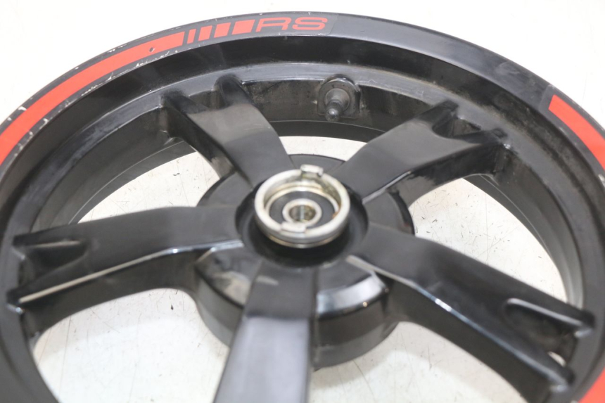 photo de FRONT WHEEL RIM PEUGEOT KISBEE 2T 50 (2010 - 2017) - Distinctive features