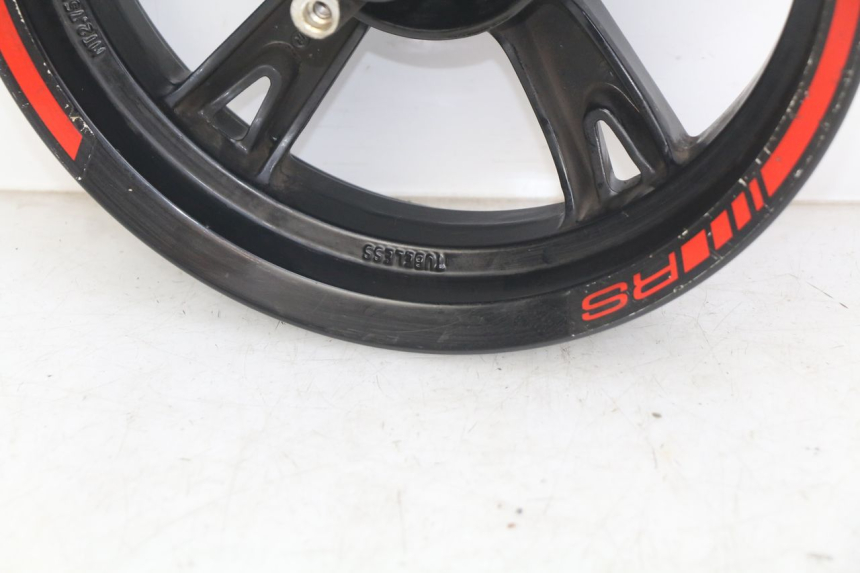 photo de FRONT WHEEL RIM PEUGEOT KISBEE 2T 50 (2010 - 2017) - Zoom on usage condition