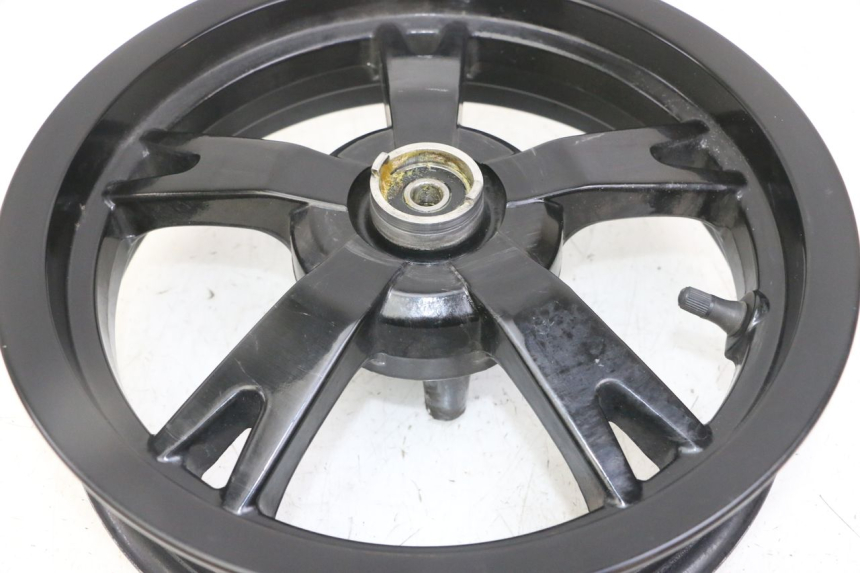 photo de FRONT WHEEL RIM PEUGEOT KISBEE 4T 50 (2018 - 2022) - Detailed visual inspection