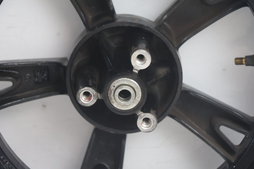photo de FRONT WHEEL RIM PEUGEOT KISBEE 4T 50 (2018 - 2022) - Component zoom