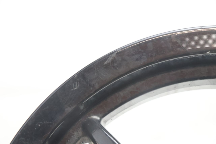 photo de FRONT WHEEL RIM PEUGEOT KISBEE 4T 50 (2018 - 2022) - Zoom on usage condition