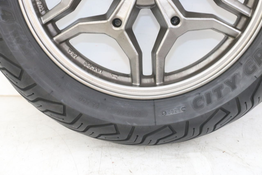 photo de FRONT WHEEL KYMCO X-TOWN XTOWN 125 (2016 - 2021) - Fixing points details