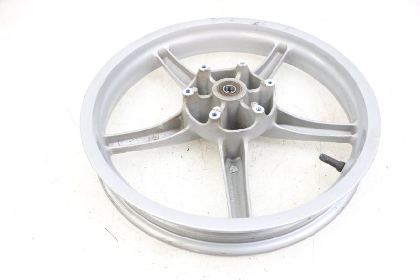 photo de FRONT WHEEL PIAGGIO LIBERTY 4T 50 (2004 - 2008) - Technical close-up