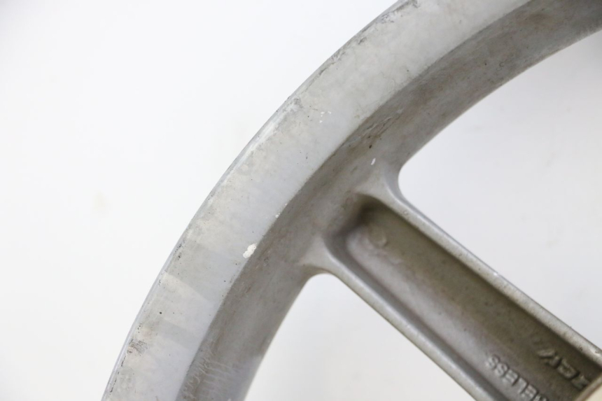 photo de FRONT RIM PIAGGIO LIBERTY 4T 50 (2009 - 2015) - High-resolution close-up