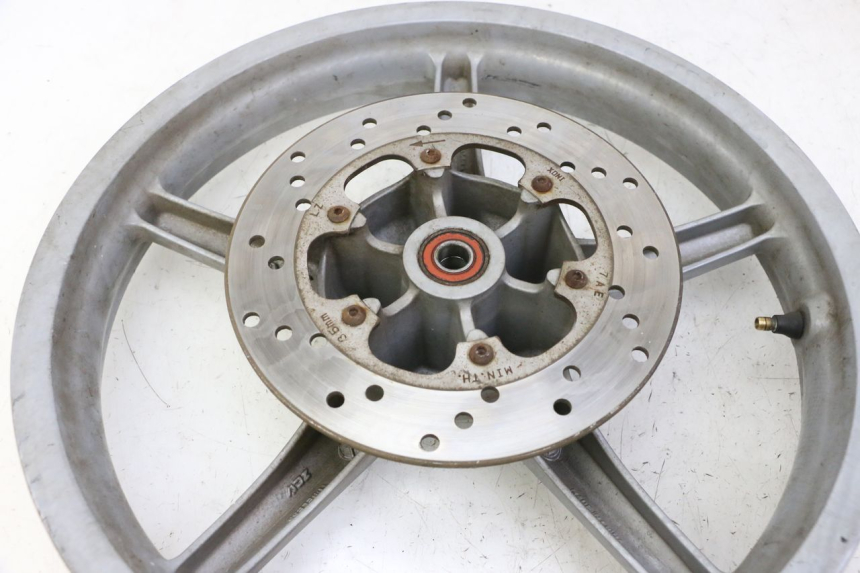 photo de FRONT RIM PIAGGIO LIBERTY 4T 50 (2009 - 2015) - Fixing points details