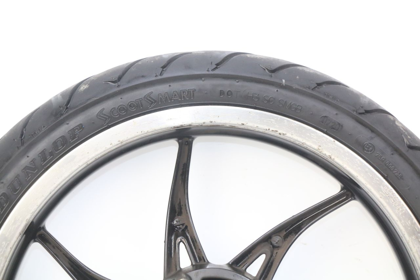 photo de FRONT WHEEL RIM PIAGGIO LIBERTY IGET S 125 (2016 - 2020) - Fixing points details