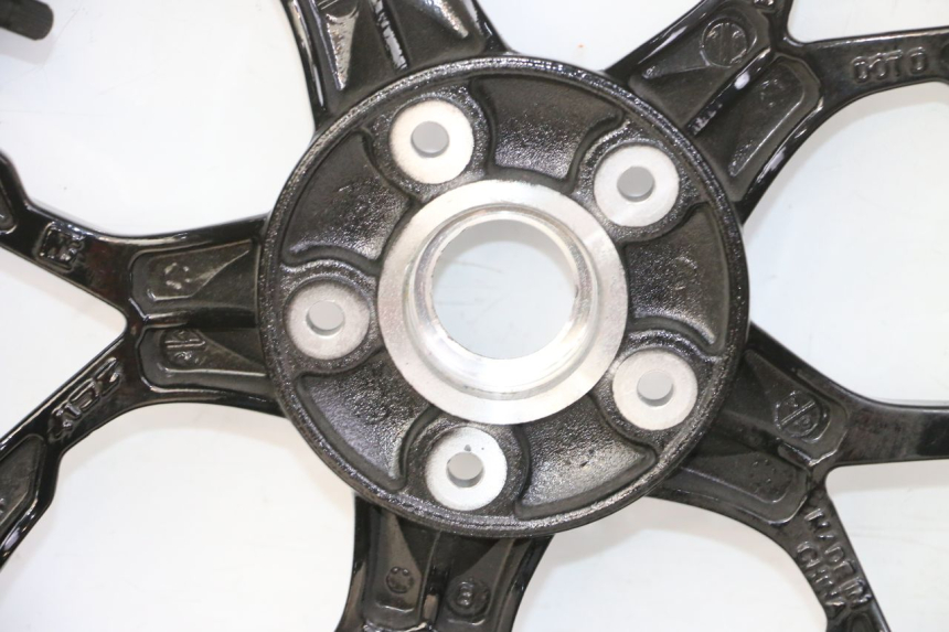 photo de FRONT RIM PIAGGIO MP3 HPE 310 (2024 - 2025) - Supplementary product photo