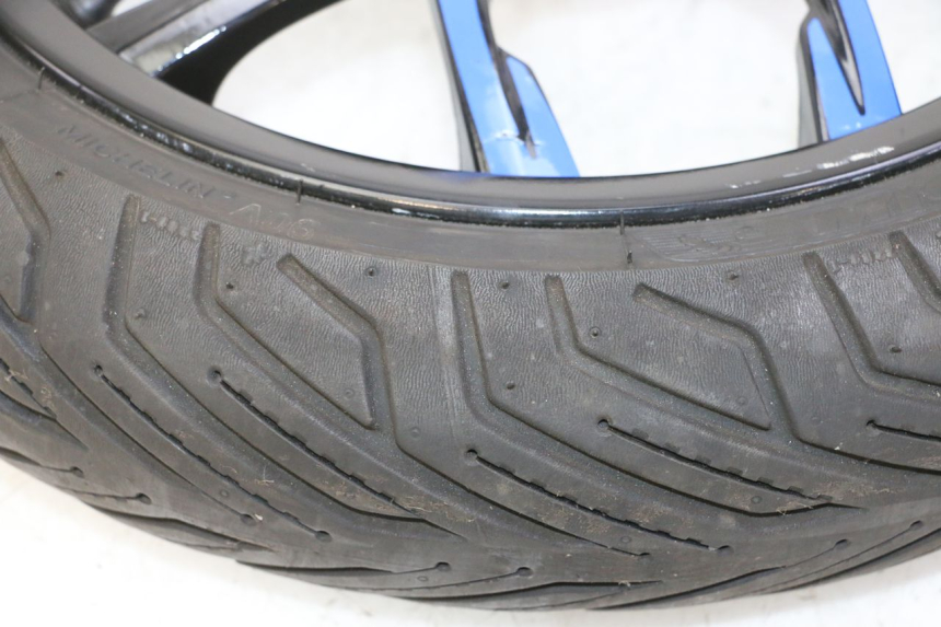 photo de FRONT RIM PIAGGIO MP3 HPE 310 (2024 - 2025) - Markings and original references