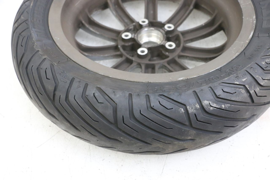 photo de FRONT WHEEL RIM PIAGGIO MP3 LT 400 (2007 - 2012) - Alternative perspective