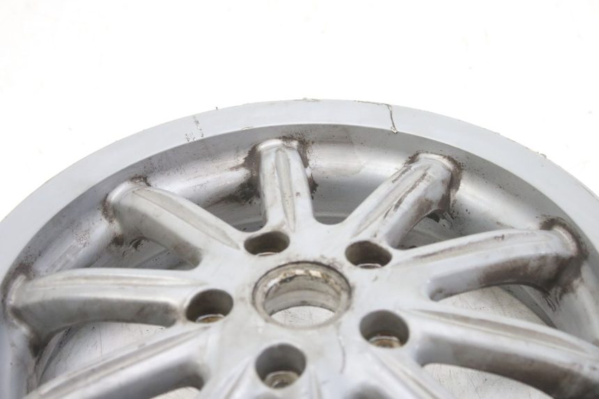 photo de FRONT WHEEL PIAGGIO MP3 RL 250 (2006 - 2010) - Surface and material condition