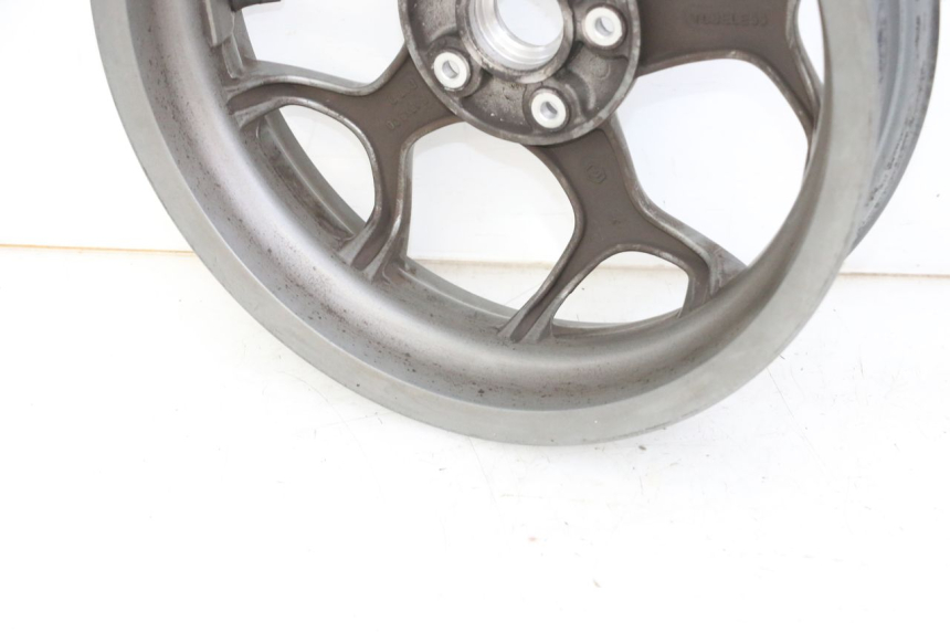 photo de FRONT RIM PIAGGIO MP3 500 (2014 - 2017) - Zoom on usage condition