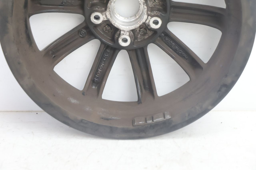 photo de FRONT RIM PIAGGIO MP3 500 (2011 - 2015) - Surface and material condition