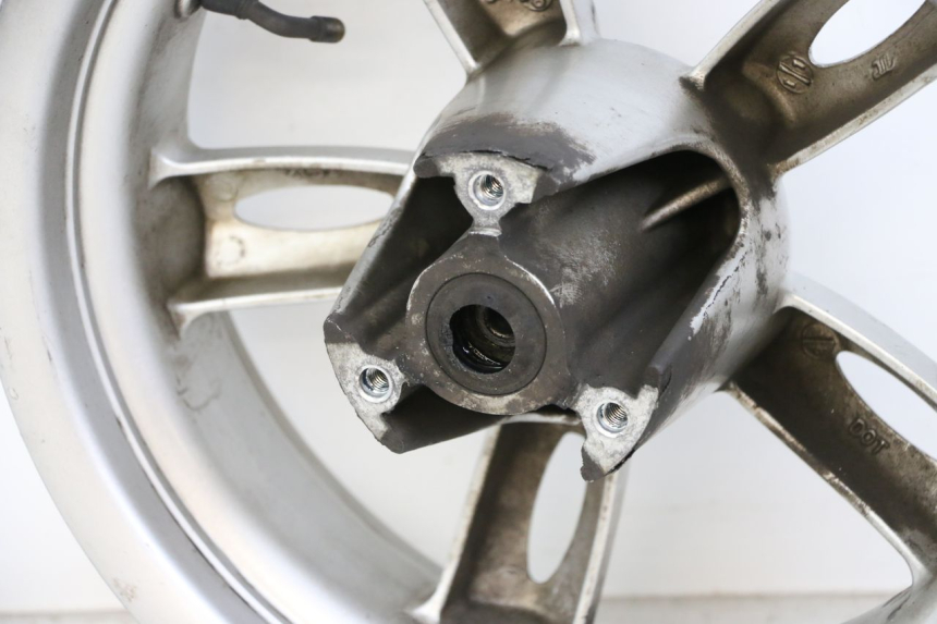 photo de FRONT RIM YAMAHA NEO'S NEOS 2T 50 (2007 - 2017) - Additional view of the item