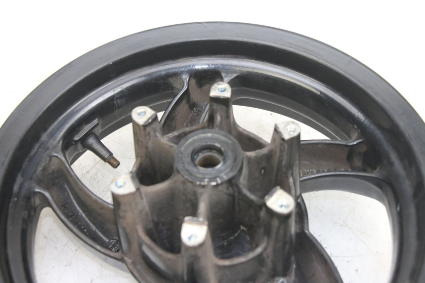 photo de FRONT WHEEL RIM PIAGGIO NEW TYPHOON 50 (2018 - 2021) - Distinctive features