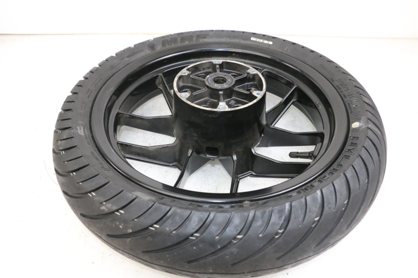 photo de FRONT WHEEL RIM PIAGGIO NEW TYPHOON 50 (2018 - 2021) - Fixing points details