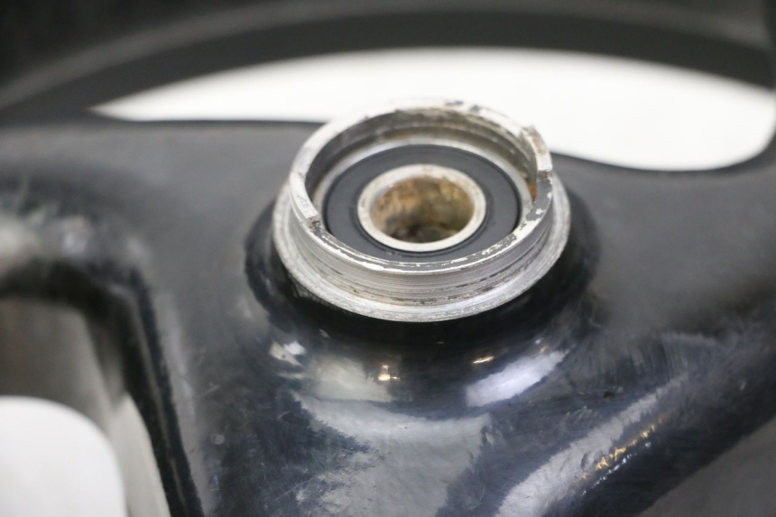 photo de FRONT WHEEL RIM PEUGEOT ELYSTAR 50 (2002 - 2014) - Markings and original references