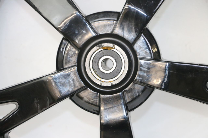 photo de FRONT WHEEL RIM PEUGEOT KISBEE 2T 50 (2010 - 2017) - Checked used part