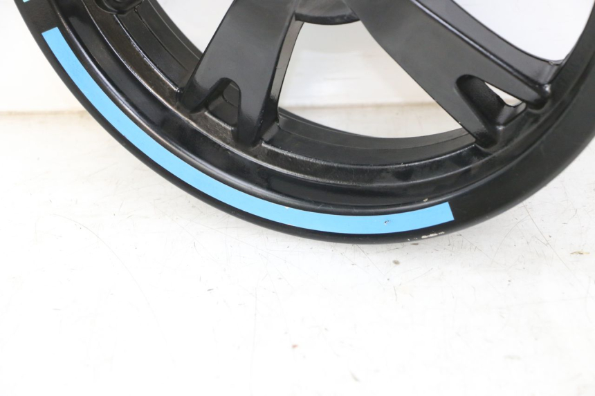 photo de FRONT RIM PEUGEOT STREETZONE 4T 50 (2018 - 2023) - Fixing points details