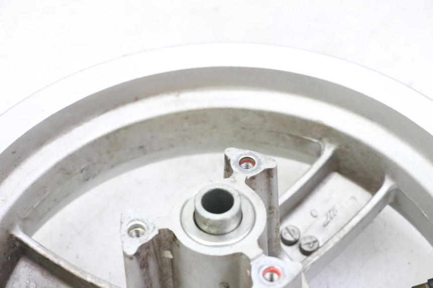 photo de FRONT RIM PEUGEOT VIVACITY 125 (2010 - 2017) - Distinctive features