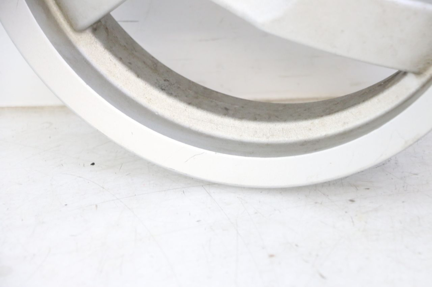 photo de FRONT RIM PEUGEOT VIVACITY 125 (2010 - 2017) - Surface and material condition