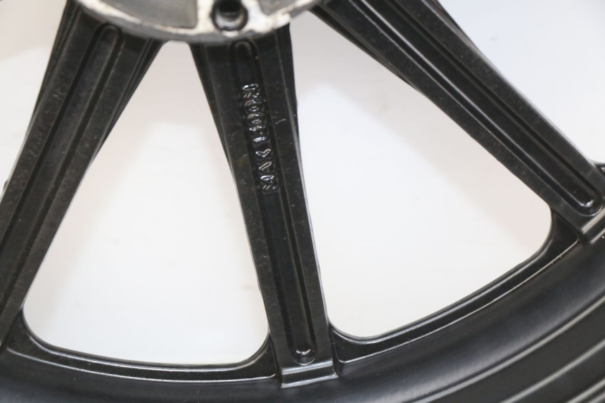 photo de FRONT WHEEL RIM YAMASAKI RAPTOR 50 (2013 - 2018) - Surface and material condition