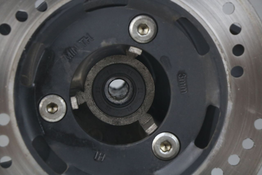 photo de FRONT RIM RED ELECTRIC RED E PRO 1 (2017 - 2019) - Alternative perspective