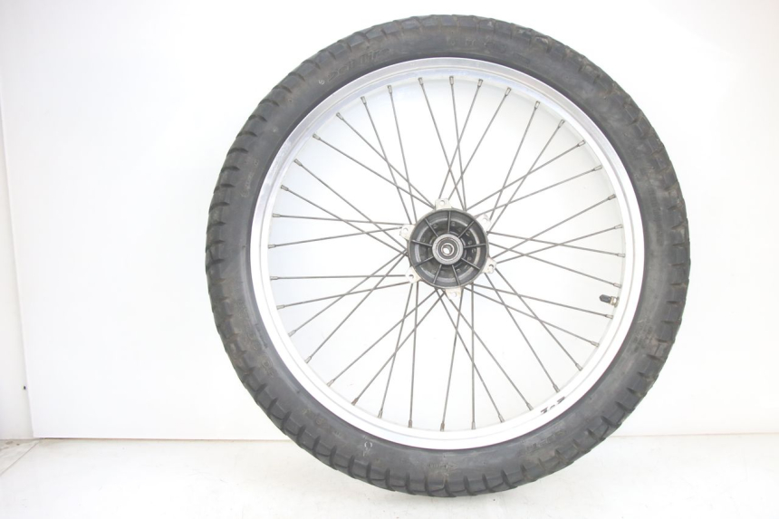 photo de FRONT WHEEL RIM GILERA RK 50 (1996 - 1999) - Component detail