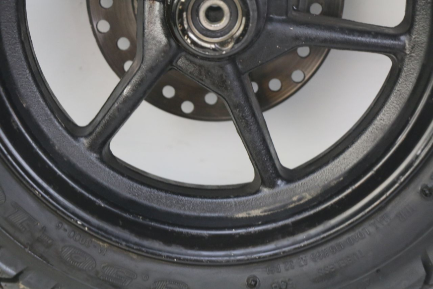photo de FRONT WHEEL RIM TNT MOTOR ROMA 10' 2T 50 (2011 - 2018) - Surface and material condition