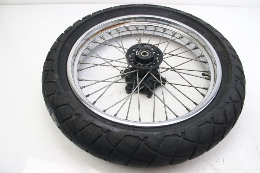 photo de FRONT WHEEL RIM HYOSUNG RT KARION 125 (2003 - 2007) - Distinctive features